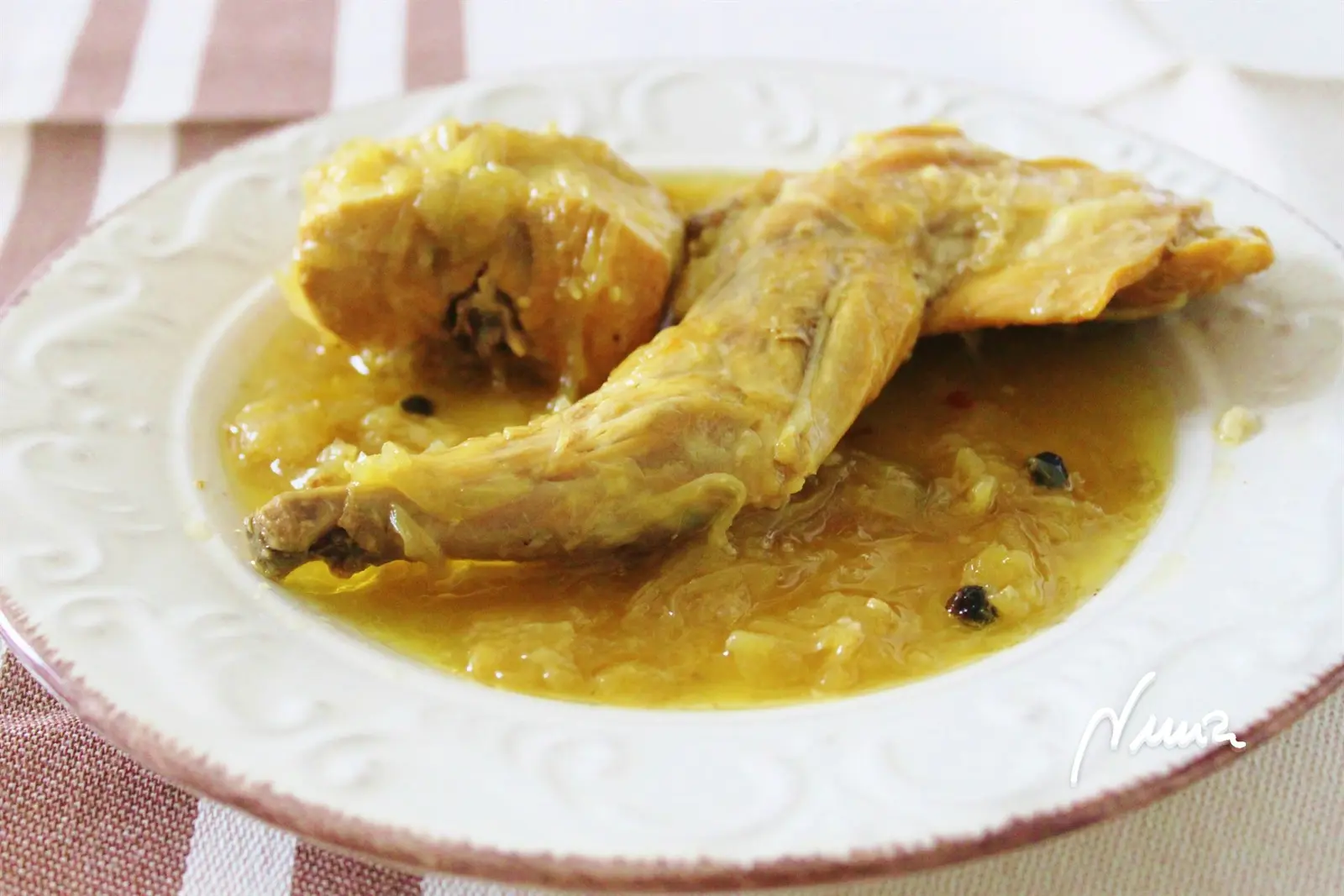 Conejo en salsa de cebolla, paso 8: Probar y sazonar al gusto.