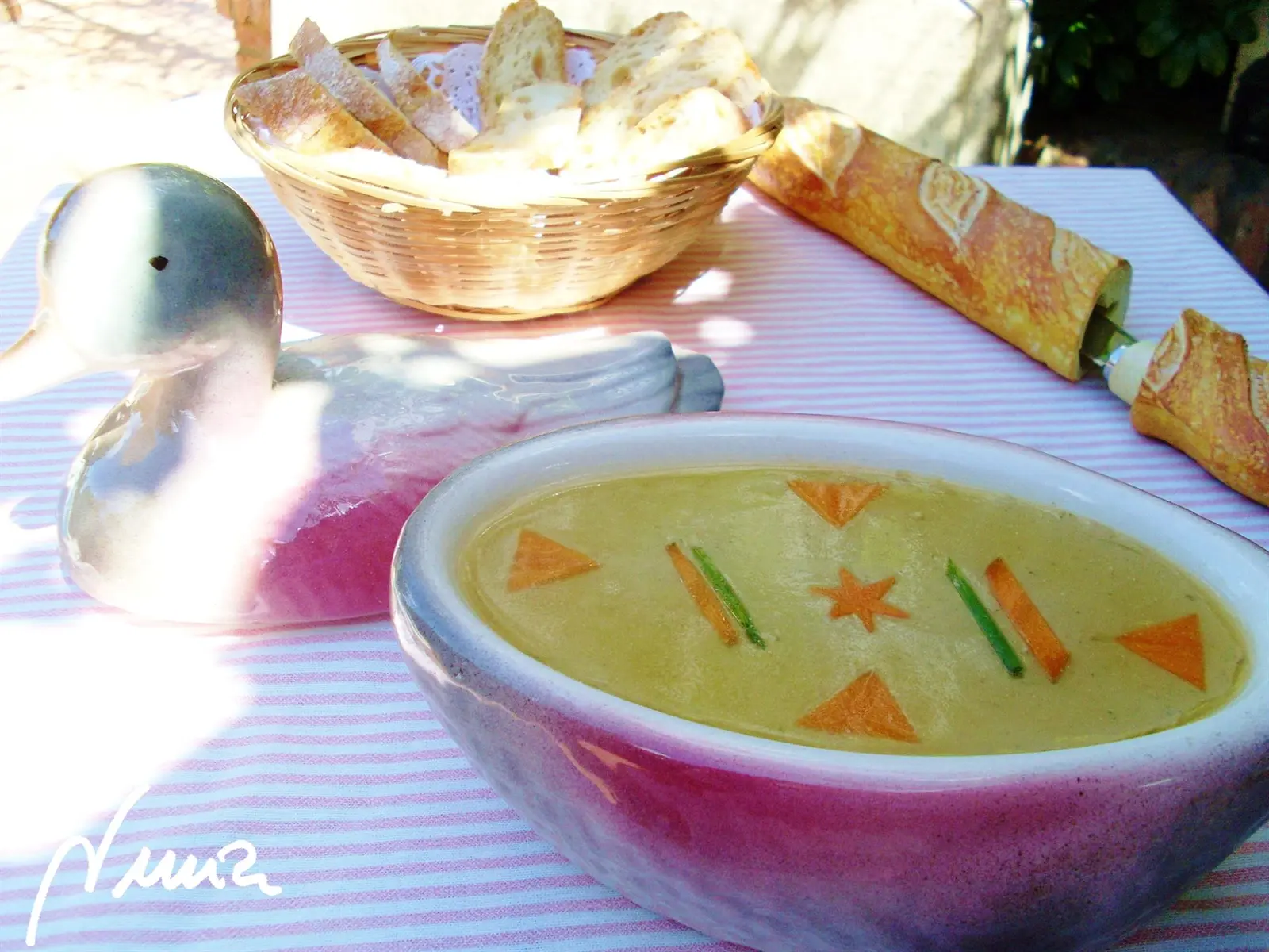 Paté de pollo suave, paso 11: dejar enfriar unos minutos y cuando empiece a coger consistencia de gelatina, verterlo…