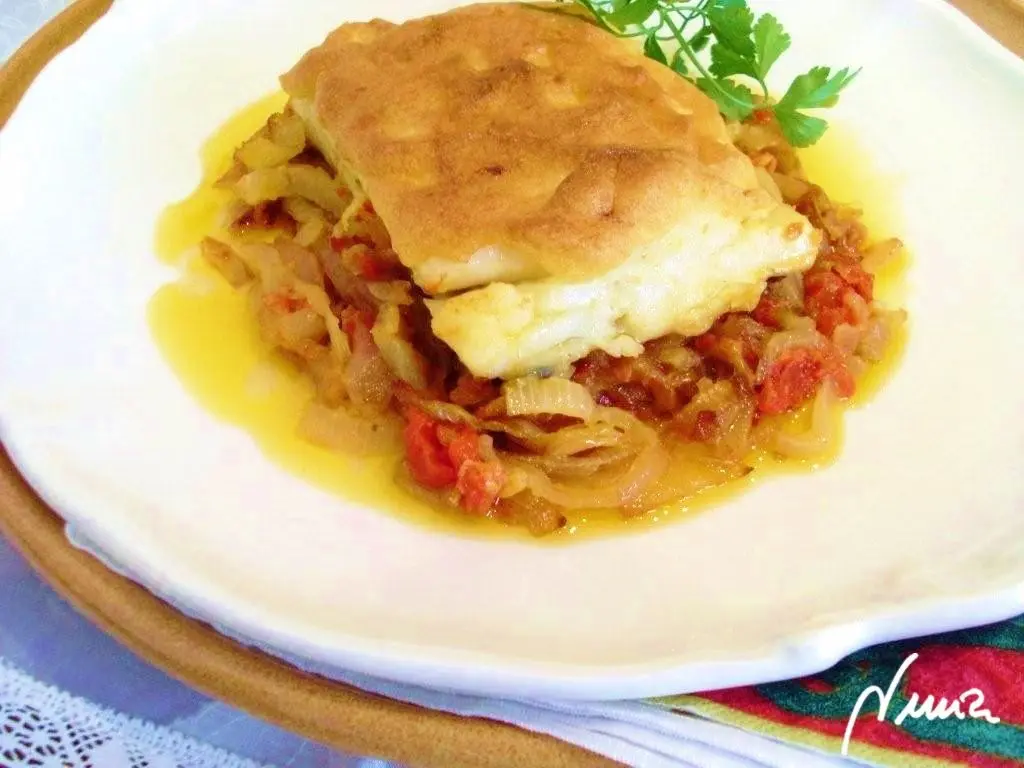 Bacalao exquisito, paso 13: Meter en el horno y dejar que se dore bastante la superficie de la muselina.
