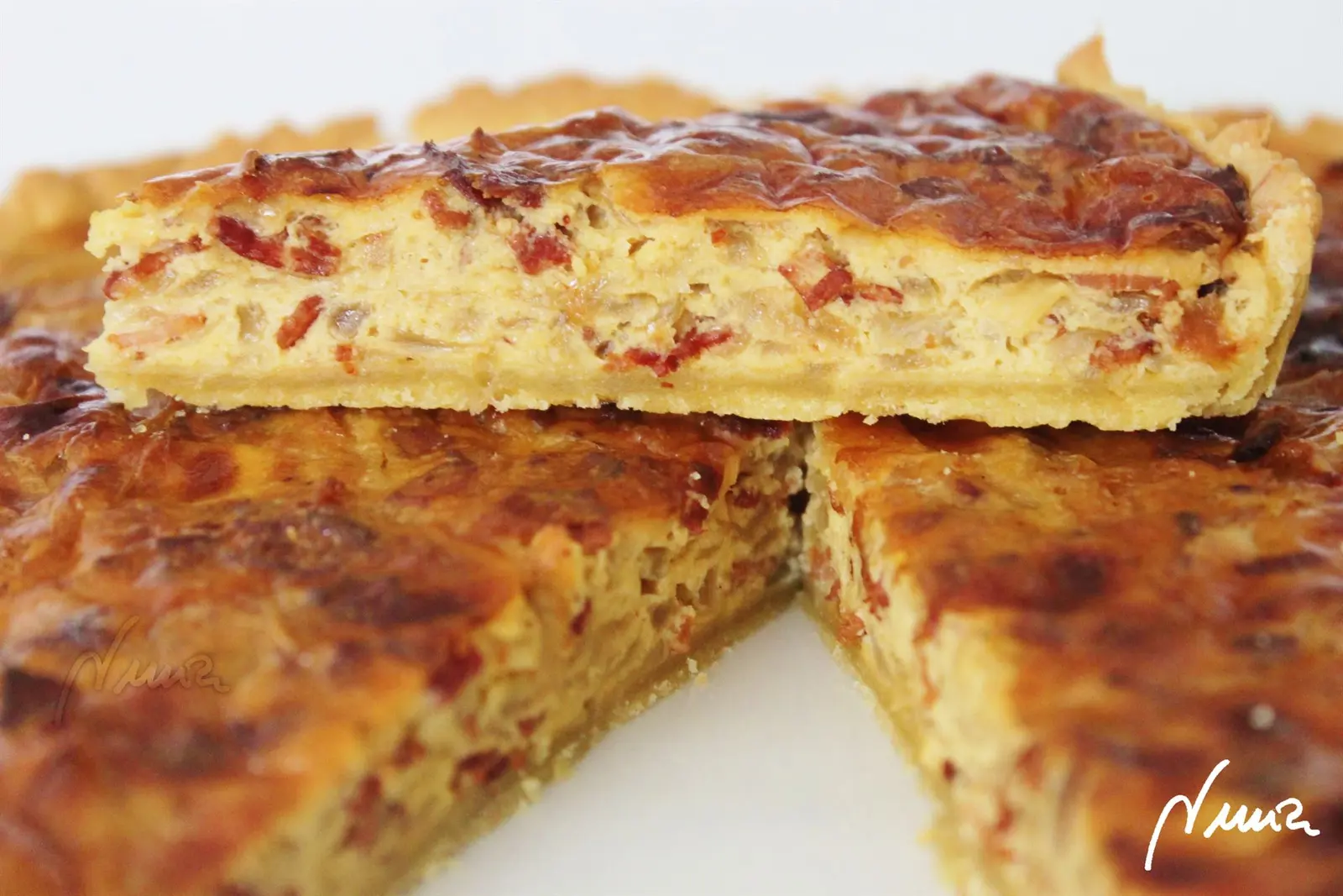 Tarta de cebolla, paso 11: Meter en el horno en el nivel medio-bajo, durante 25-30 minutos, vigilando los últimos…