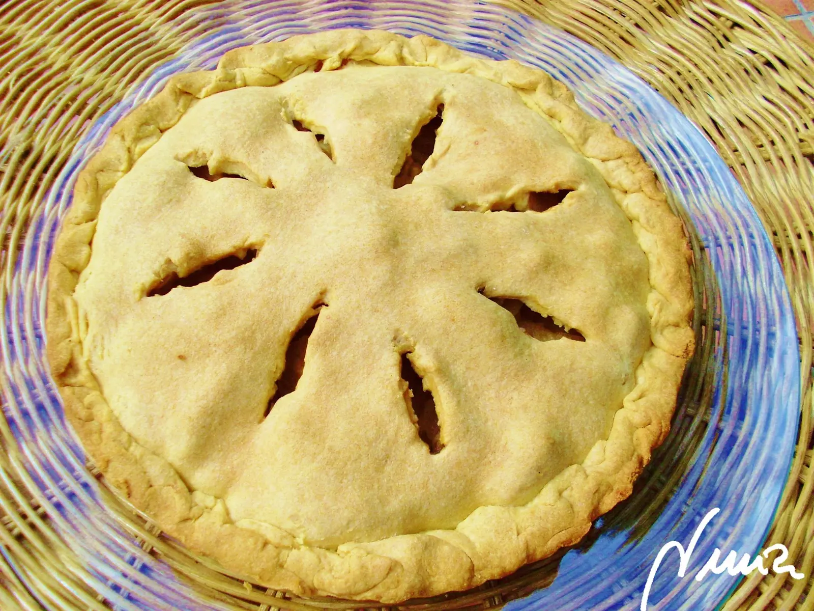 Pastel de manzana – paso a paso, paso 22: Pasada la hora de horneado, poner el gril para dorar la superficie, vigilando unos…