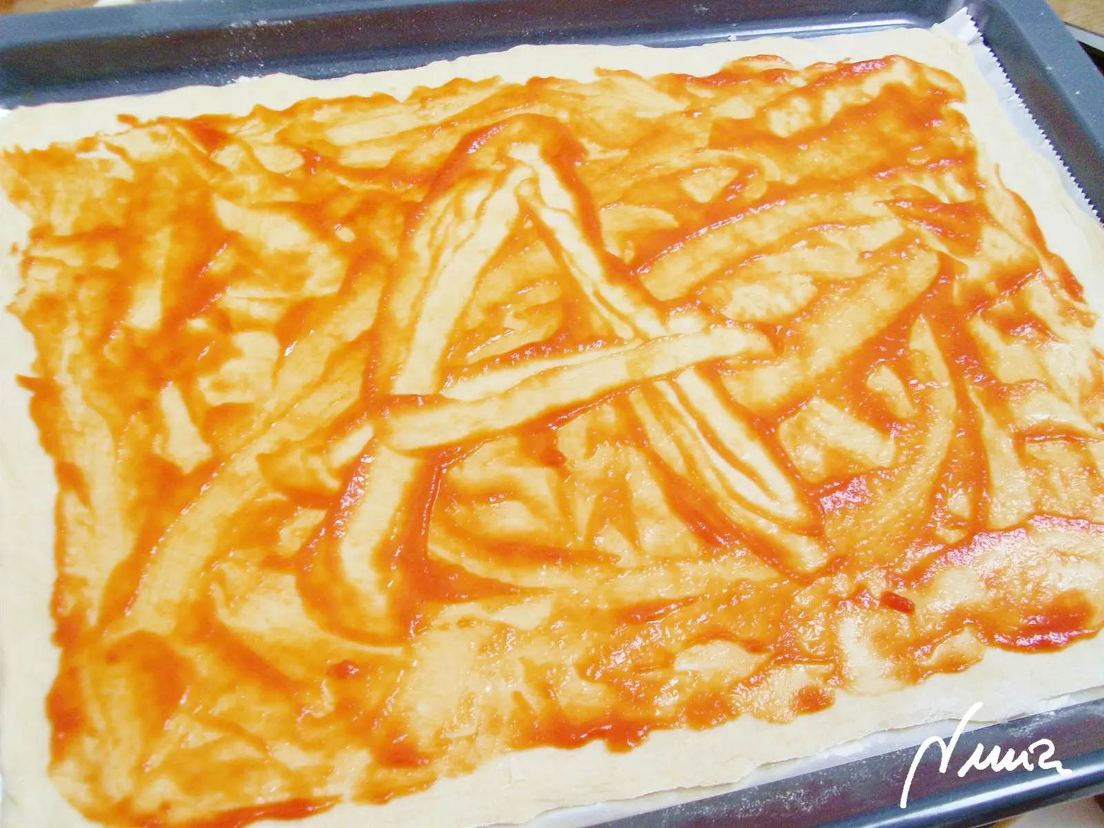 Pizza-champi Andrea, paso 7: Rellenar con los ingredientes: