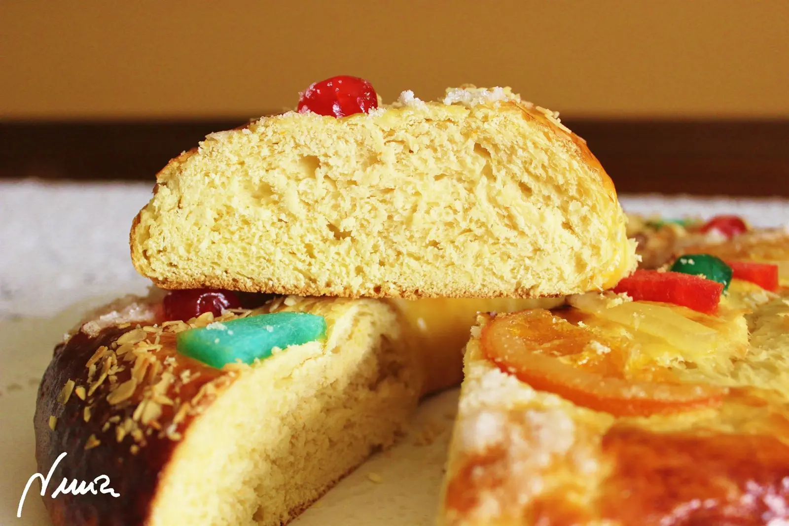 Roscón de Reyes, paso 52: 52- Cubrir completamente con papel de cocina hasta el día siguiente, SI todo este…