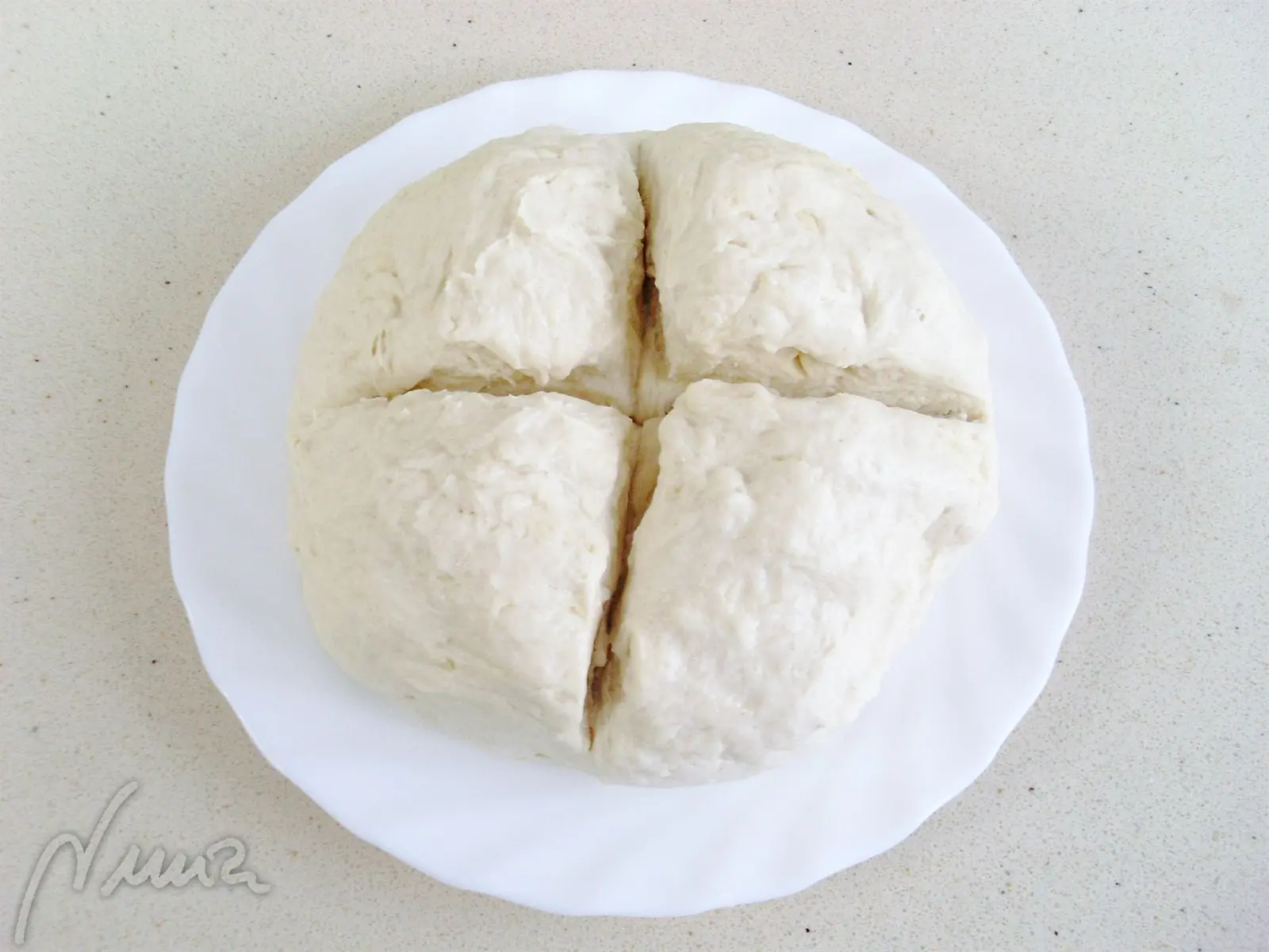 Masa de hojaldre, paso 2: 2. Marcar una cruz profunda con un cuchillo: