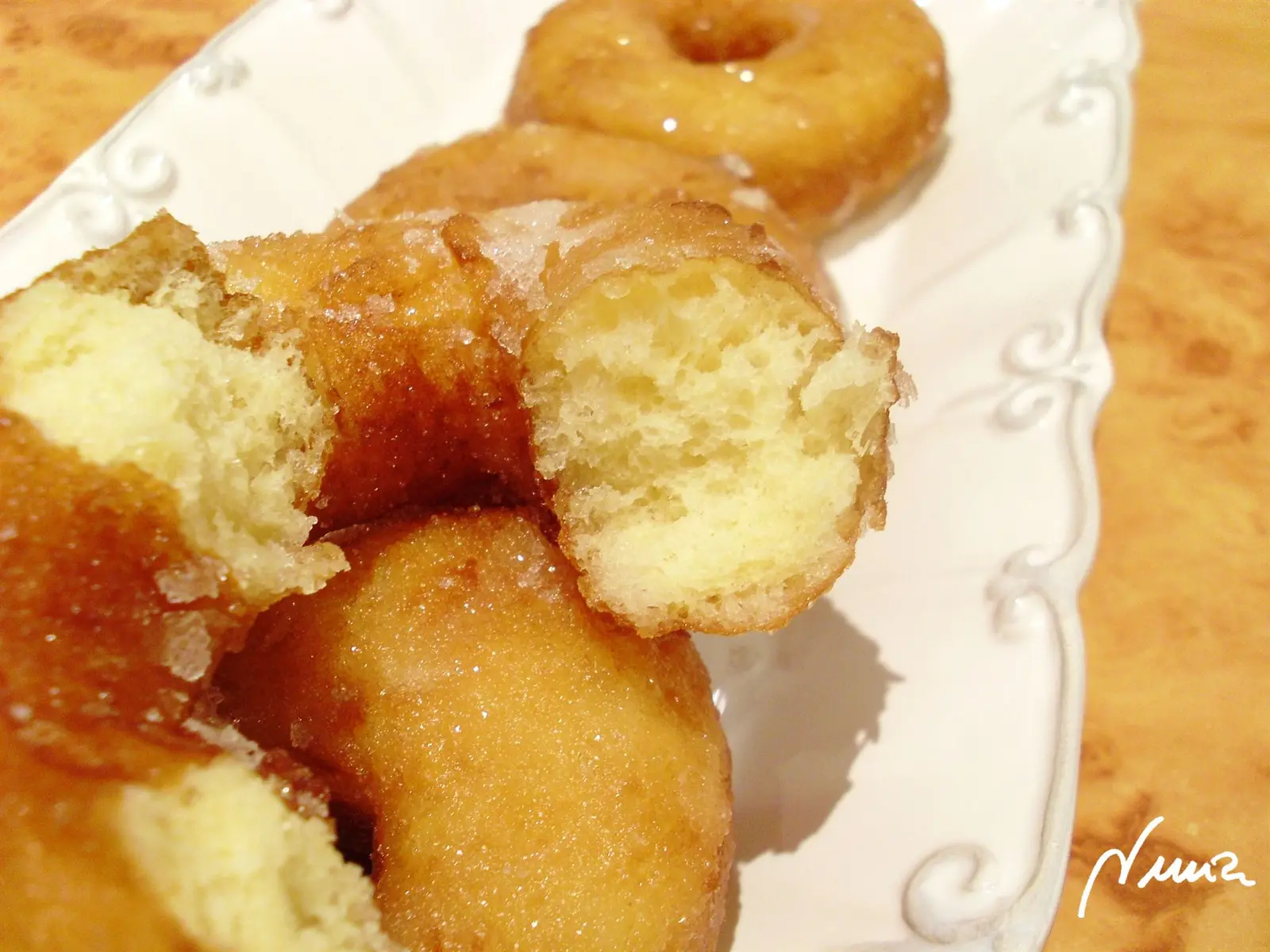 Donutts, paso 4: Huevos batidos.