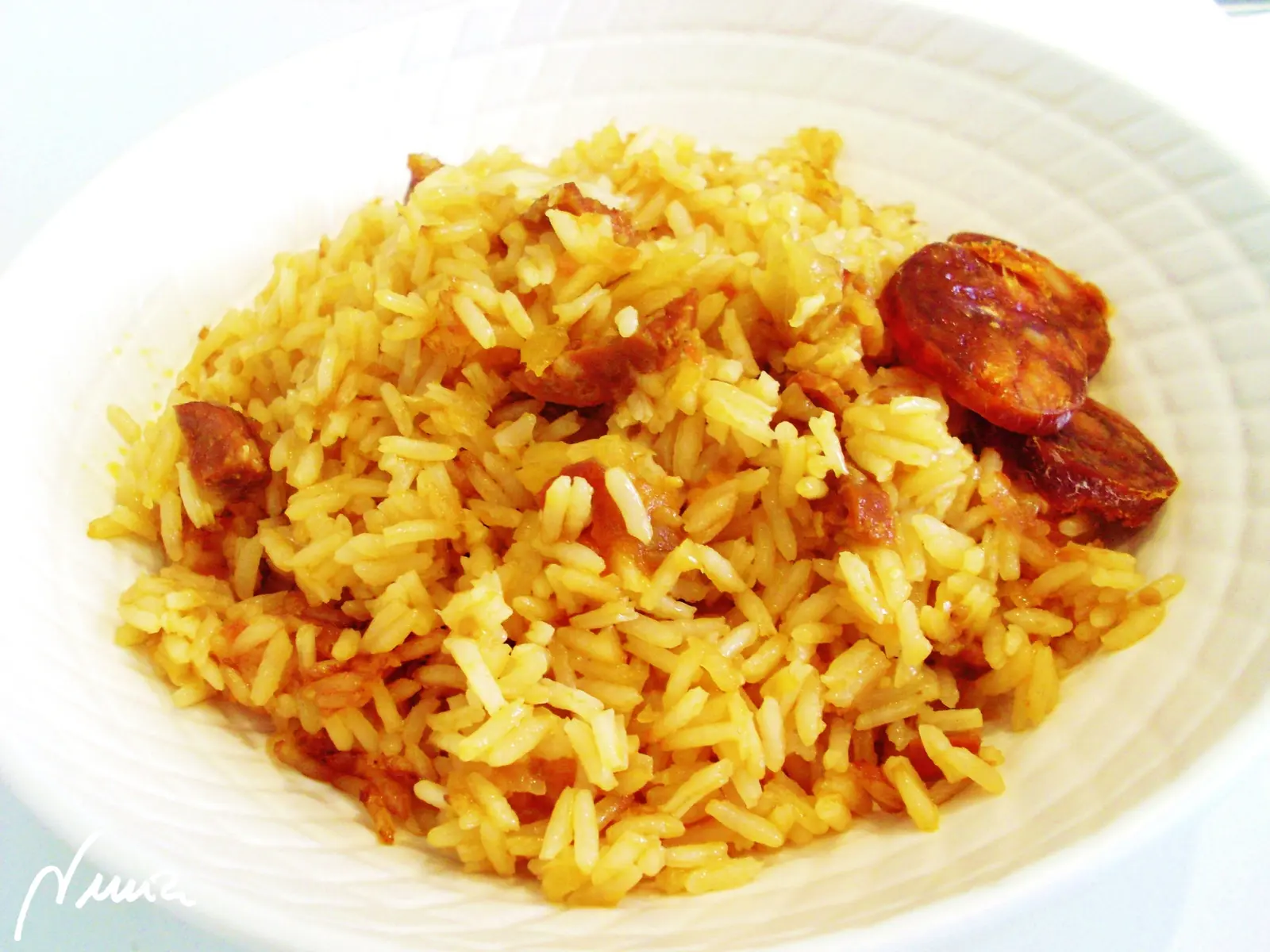 Arroz con chorizo, paso 6: Reposar 2 o 3 minutos más, fuera del fuego.
