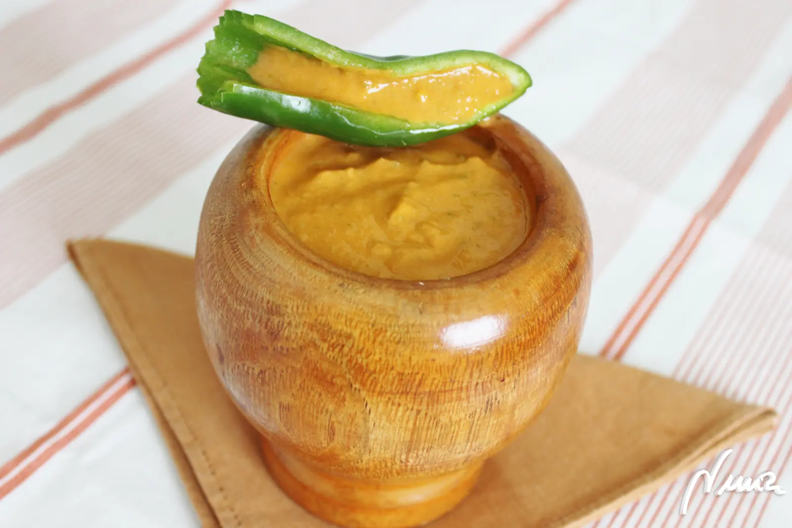 Arranque roteño, paso 8: Servir frío, y tomarlo con pimiento cortado a lo largo a modo de cuchara, como bien dice…