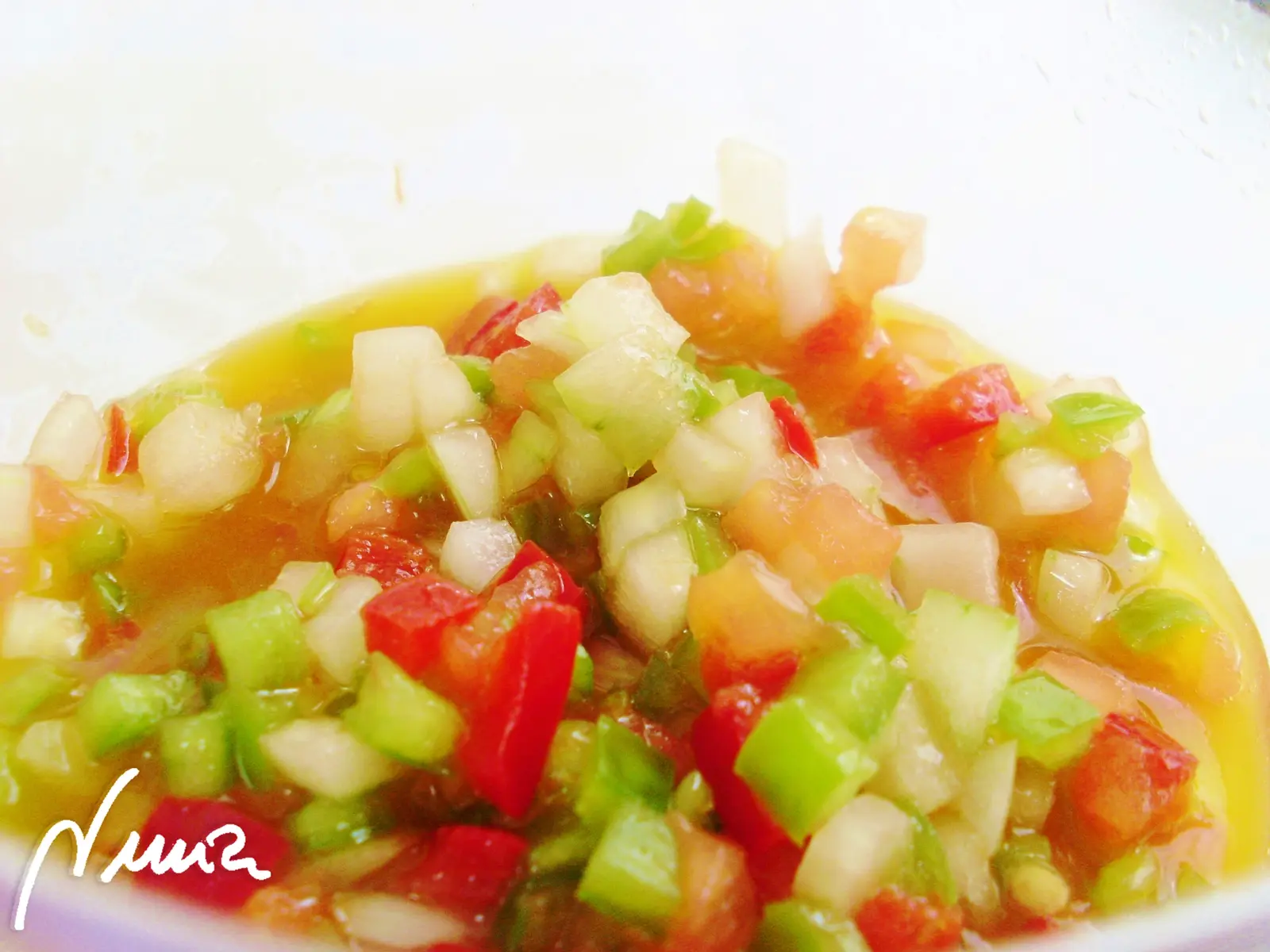 Vinagreta de verduras, paso 4: Remover bien y colocar un poco sobre mejillones al vapor o puerros cocidos o gambas…