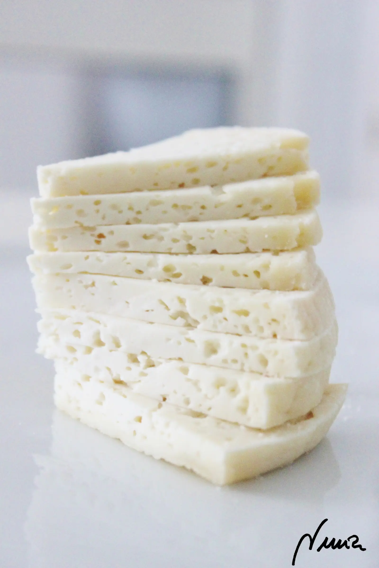 Queso semicurado de cabra, proceso paso a paso, paso 28: Cubrir el queso con aceite de oliva: