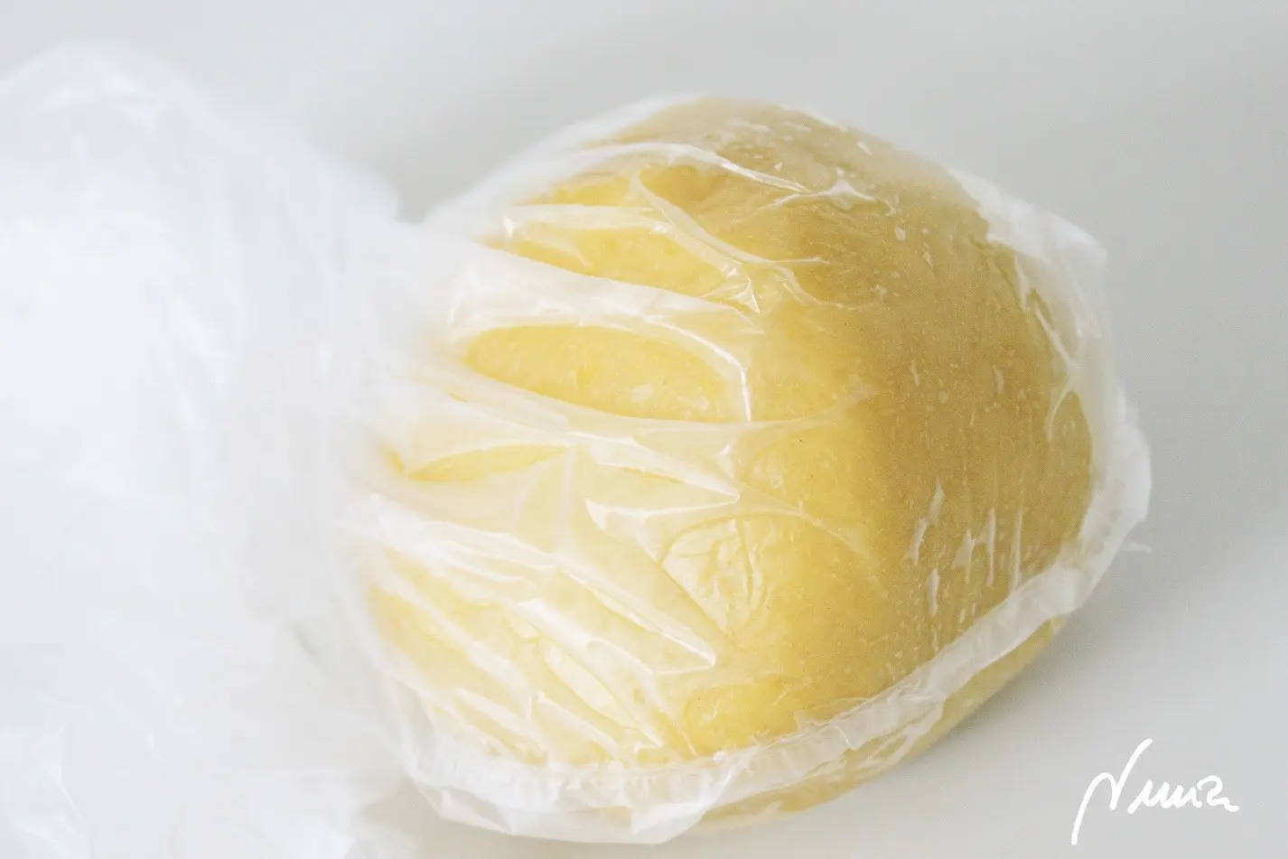 Masa Brisa o quebrada-Salada, paso 4: Hacer una bola y meter en una bolsa de plástico:
