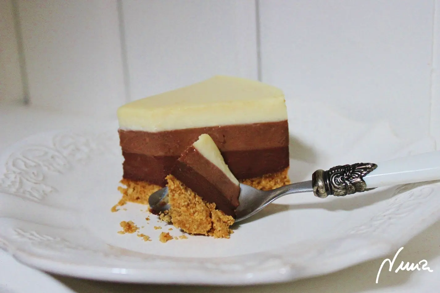Tarta 3 chocolates, paso 21: Un rato antes de servirla, meter la tarta en el congelador, unos 15 minutos para luego…