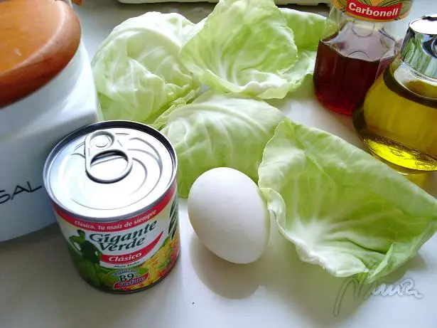 Ensalada de repollo y maíz: ingredientes