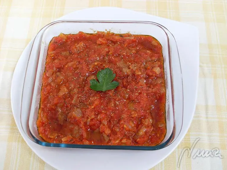 Provolone en salsa de tomate — foto 1